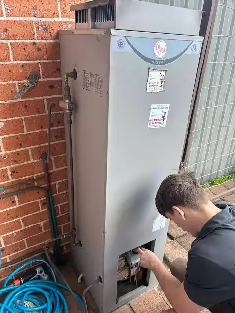 Hot water system repair in Armadale